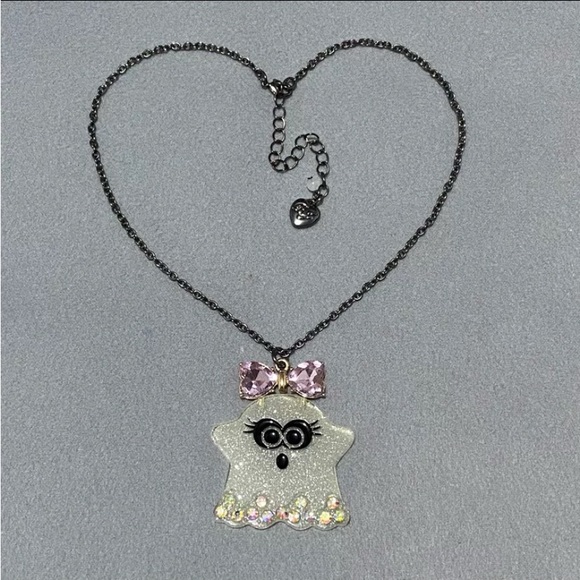 Betsey Johnson Halloween Glittery Ghost With A Pink Bow Boo To You Necklace NWT - Picture 2 of 9